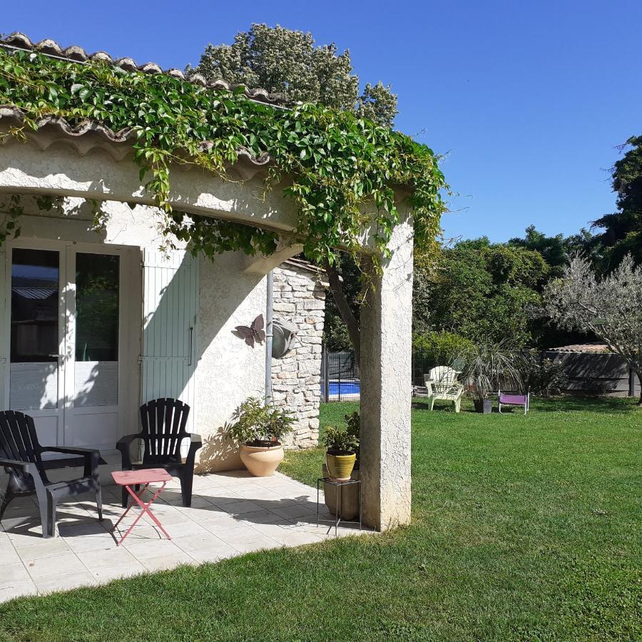 Chambres D'Hotes & Jacuzzi - A L'Ombre Des Amandiers Saint-Martin-dʼArdèche Dış mekan fotoğraf