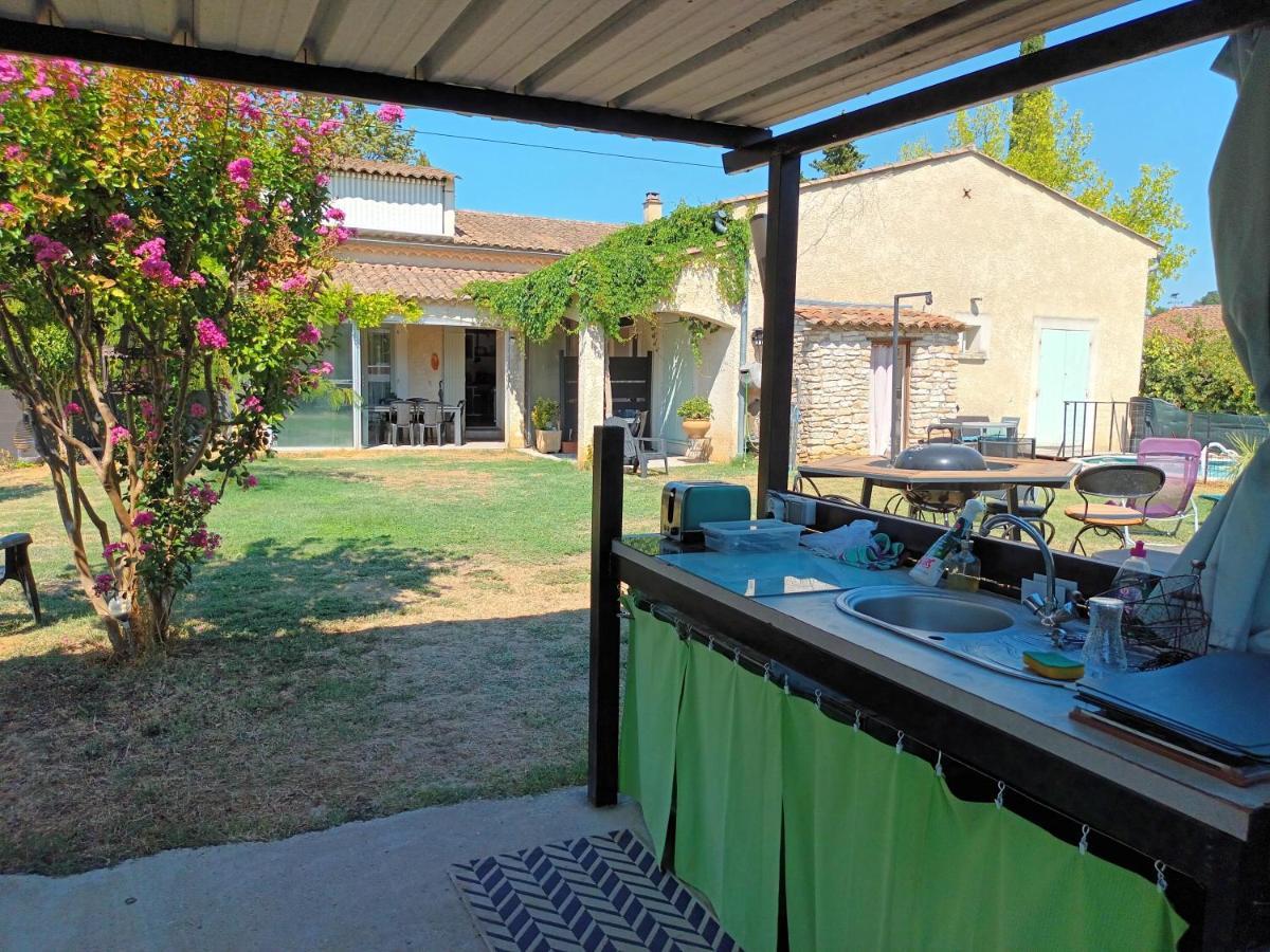 Chambres D'Hotes & Jacuzzi - A L'Ombre Des Amandiers Saint-Martin-dʼArdèche Dış mekan fotoğraf